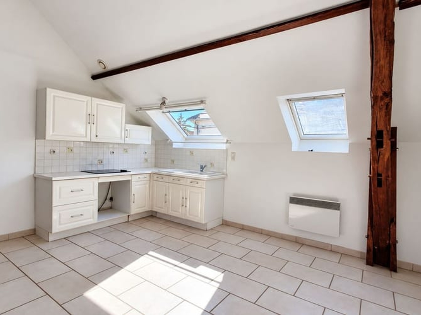 Immeuble à vendre - 1 pièce - 102m2 - Margny-Lès-Compiègne (60280)