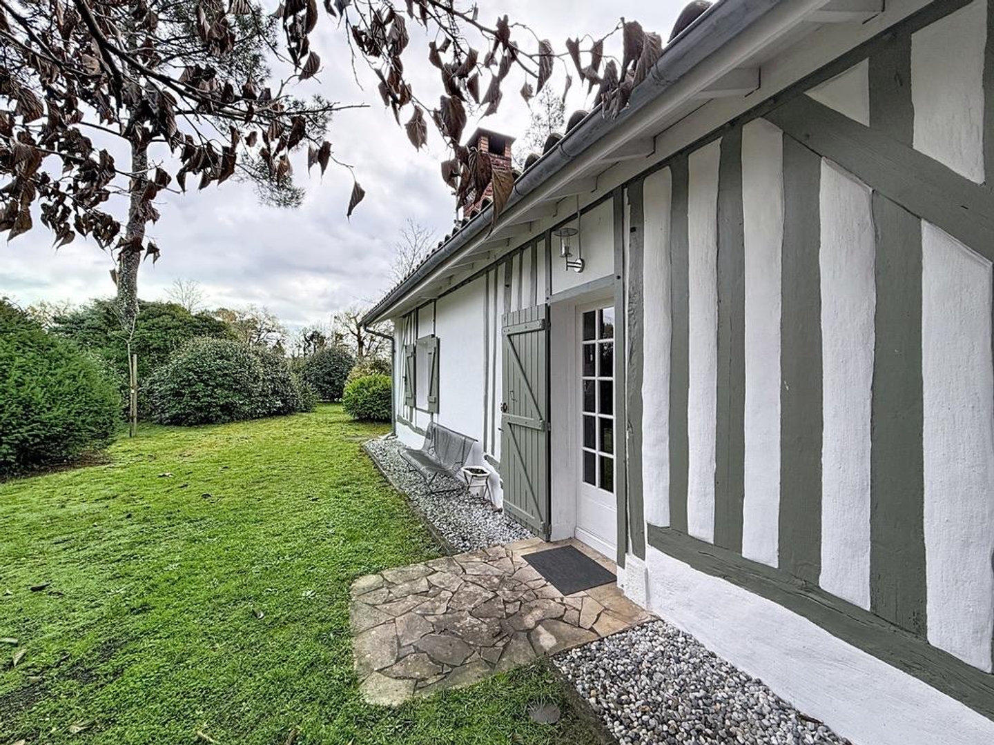 Maison à vendre - 8 pièces - 177m2 - Callen (40430)