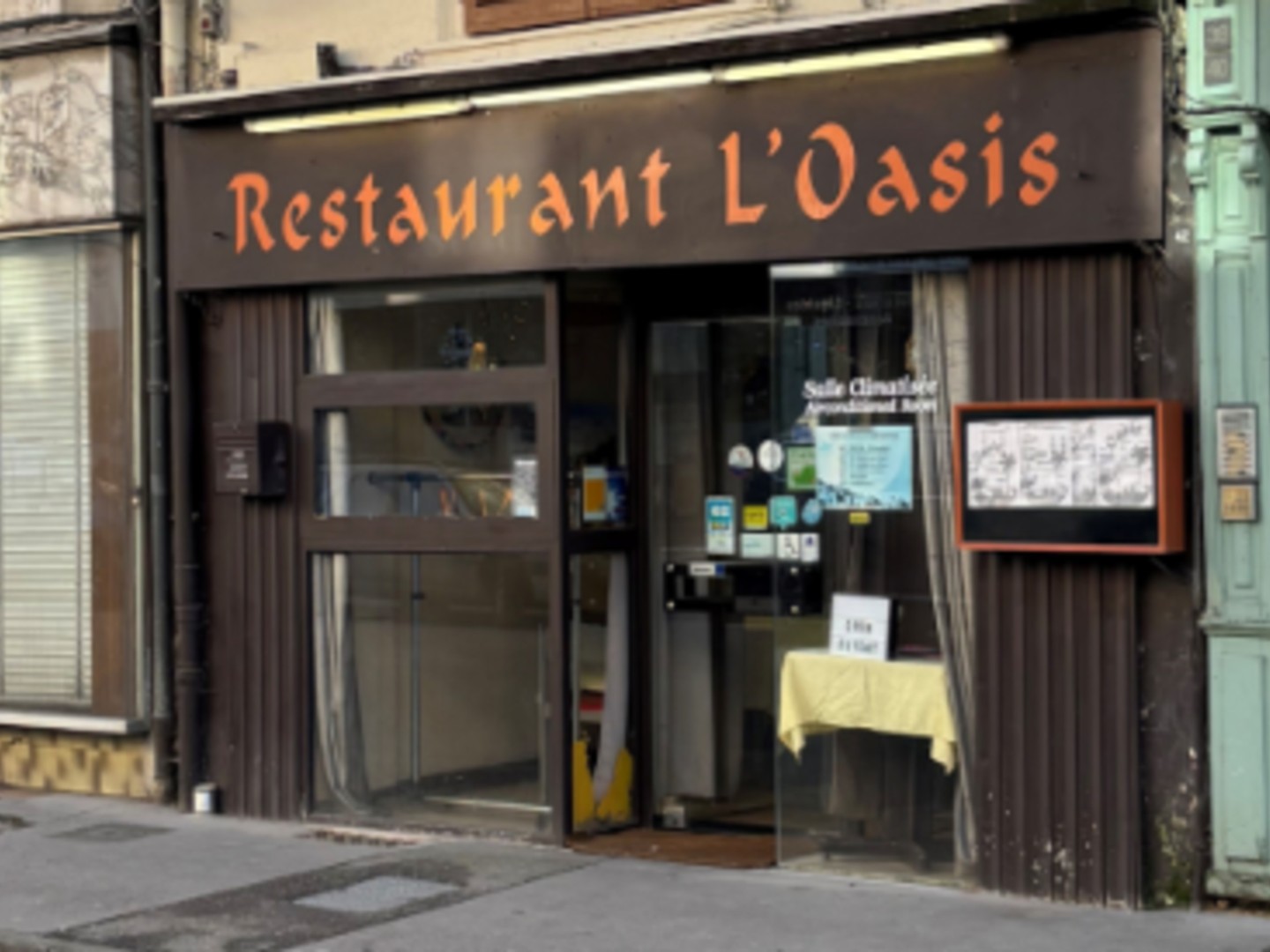 FOND DE COMMERCE A SAISIR