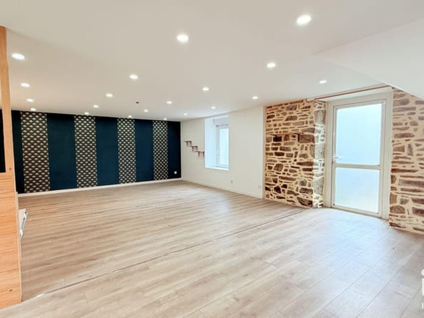 Immeuble commercial 50 m²