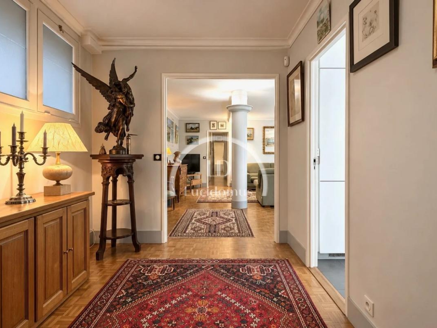 Appartement à vendre - 4 pièces - 122m2 - Paris 17e (75017)