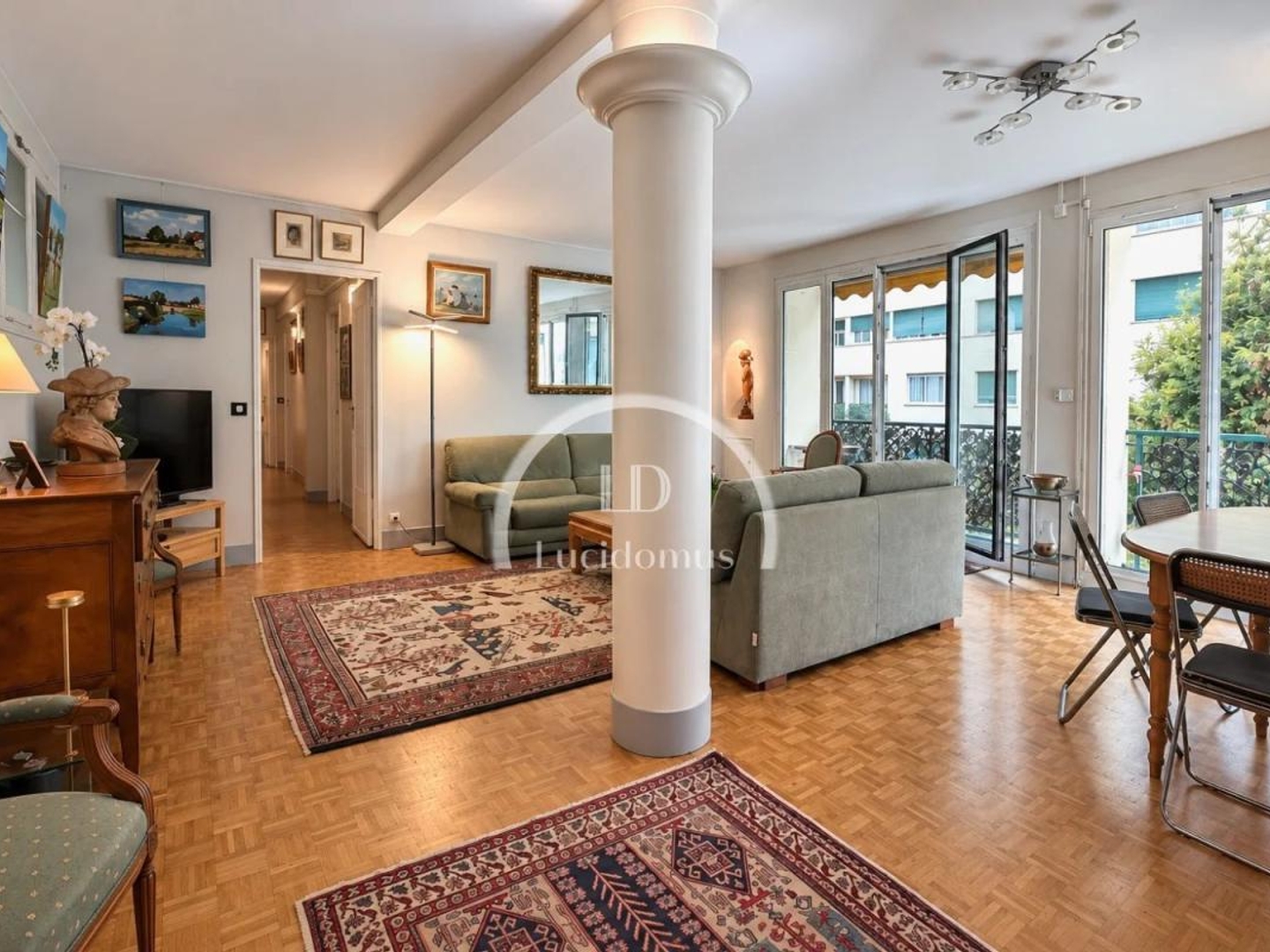 Appartement à vendre - 4 pièces - 122m2 - Paris 17e (75017)