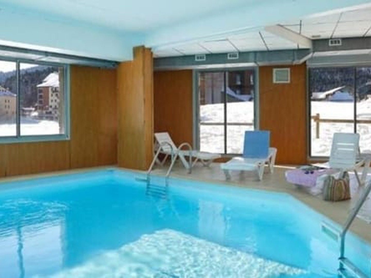Appartement à vendre - 4 pièces - 35m2 - Ax-Les-Thermes (09110)