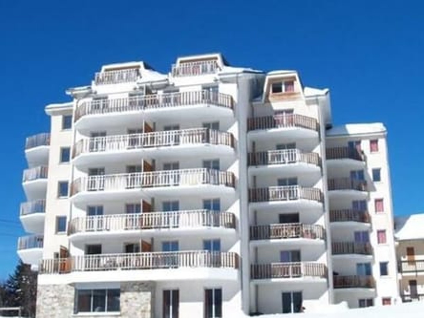 Appartement à vendre - 4 pièces - 35m2 - Ax-Les-Thermes (09110)