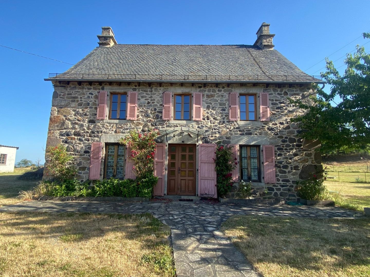 Maison à vendre - 6 pièces - 166m2 - Vebret (15240)