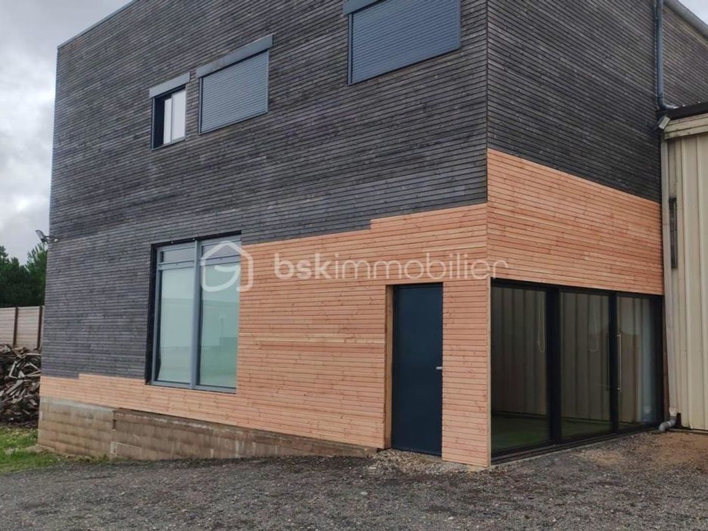 Immeuble à vendre - 820m2 - Nogent-Le-Roi (28210)