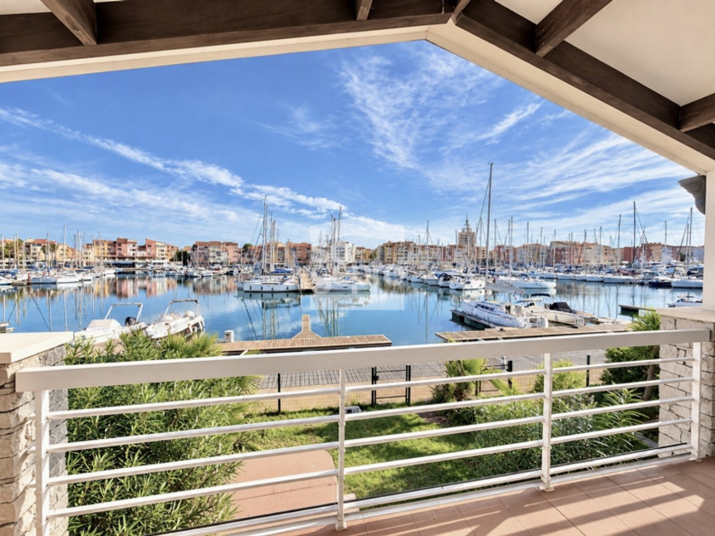 Maison en marine 4 pièces 139 m²