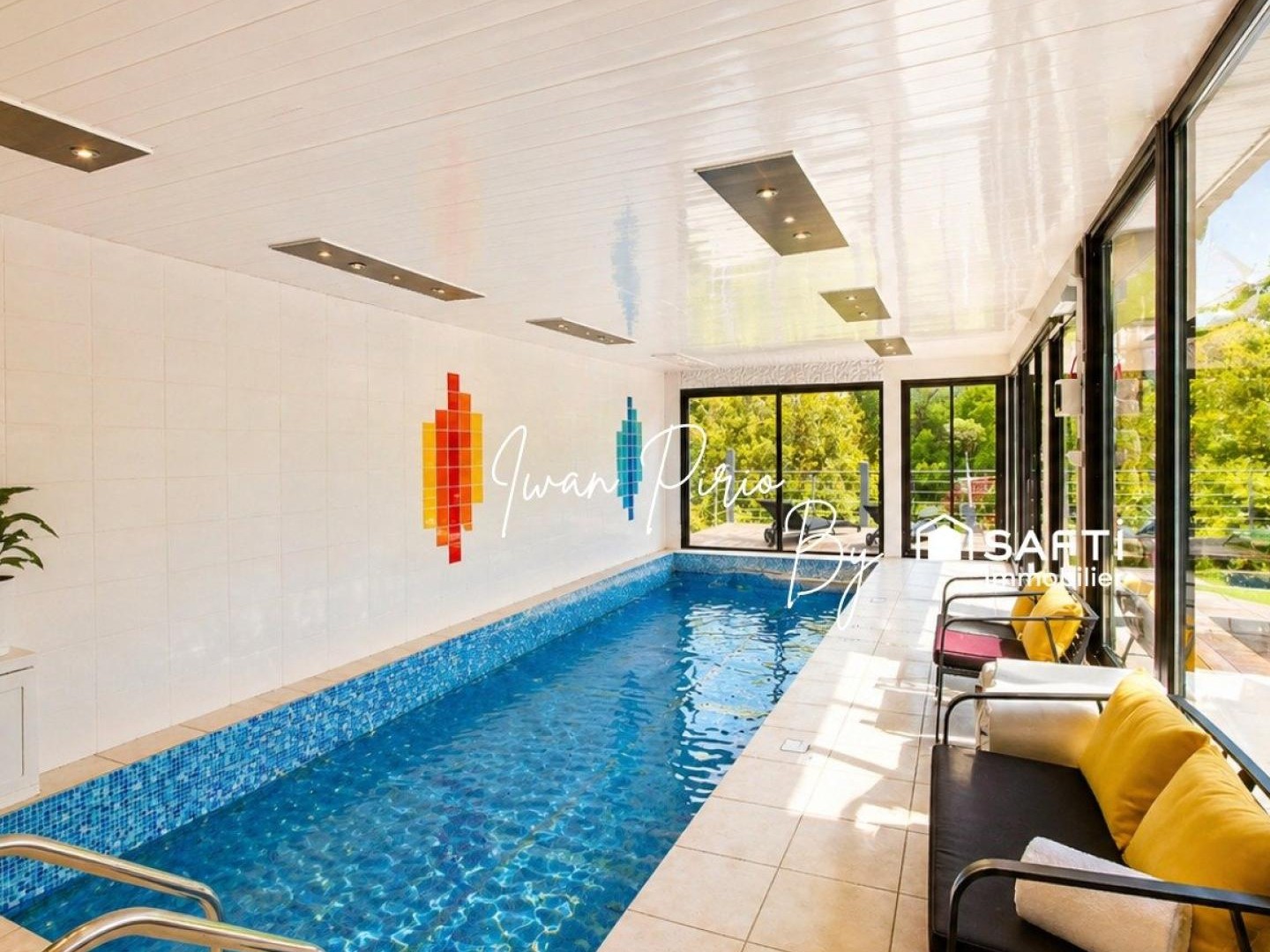 Maison de prestige avec piscine intérieure