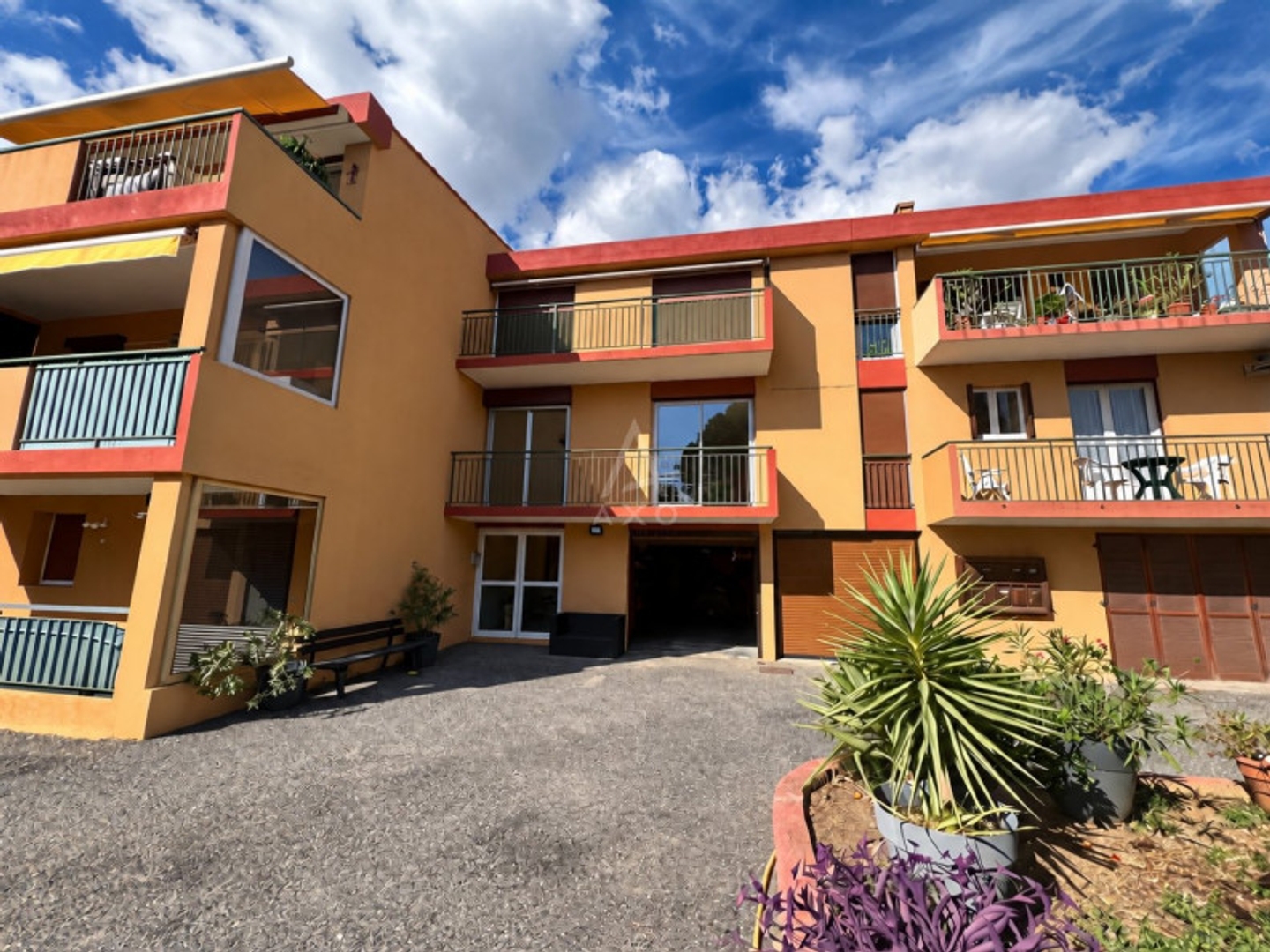 Appartement à vendre - 2 pièces - 42m2 - Le Lavandou (83980)
