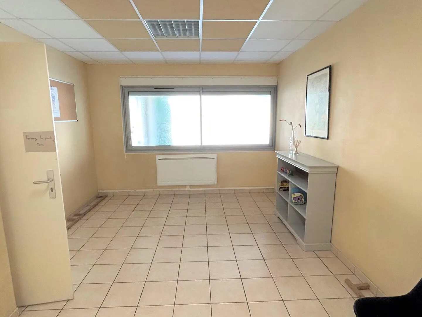 Local professionnel 4 pièces 166 m²