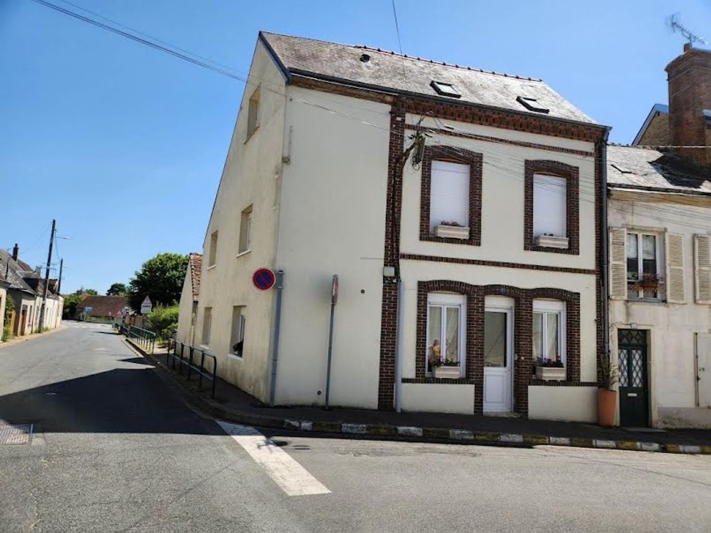 Maison 8 pièces 200 m²