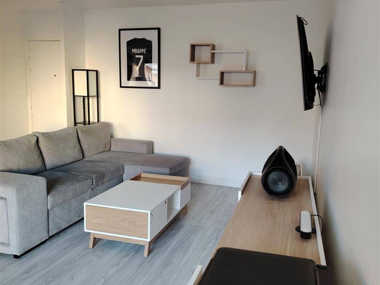 Appartement à vendre - 2 pièces - 37m2 - Roissy-En-Brie (77680)