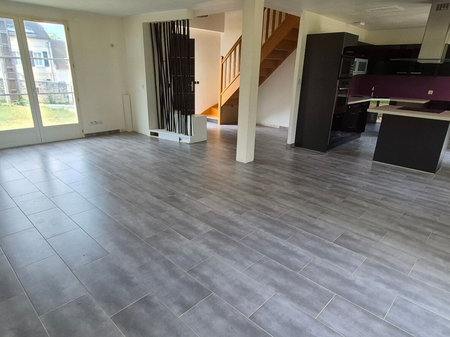 Maison à vendre - 5 pièces - 102m2 - Bonneuil-En-Valois (60123)