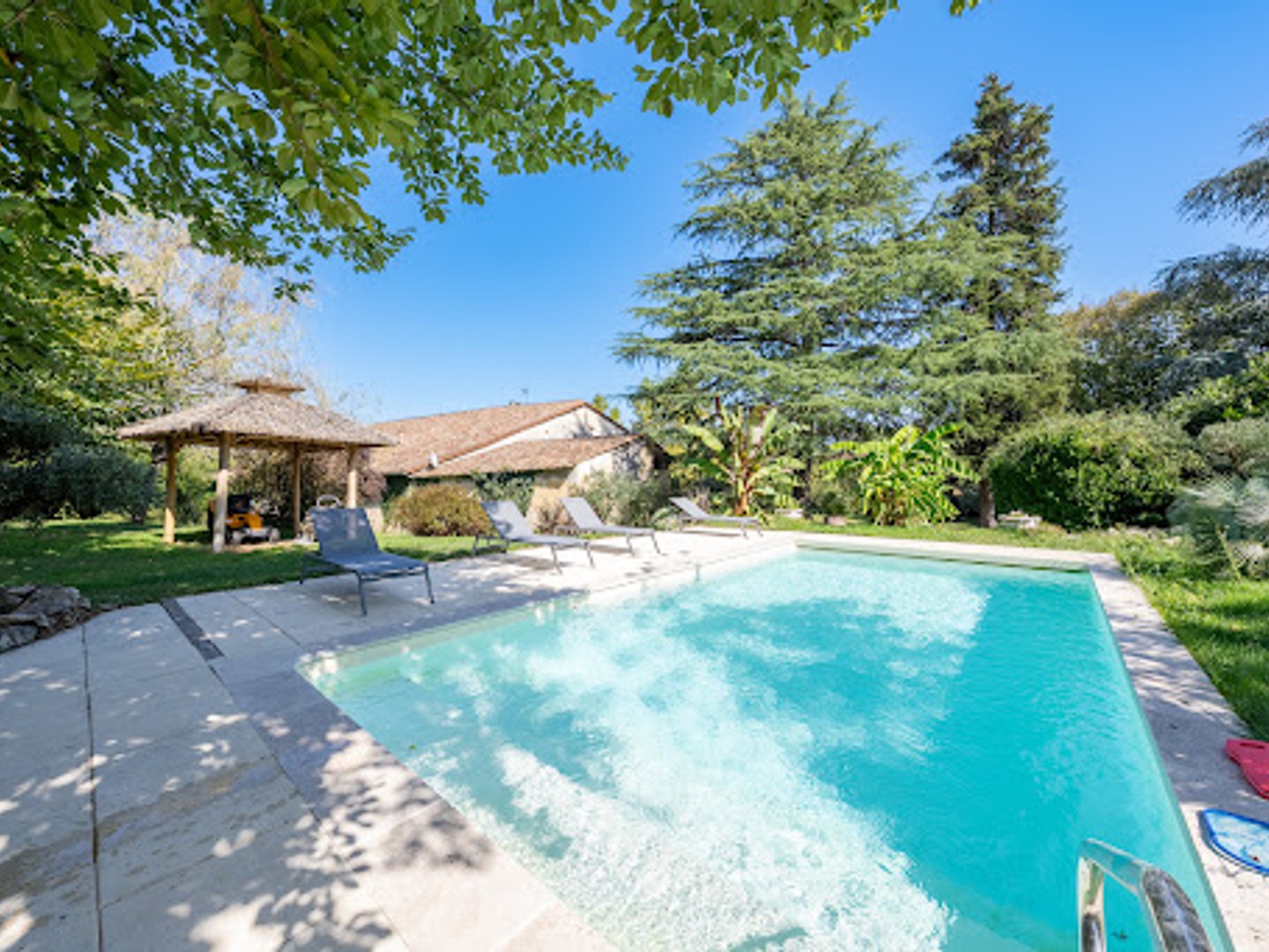 Maison 330 m²