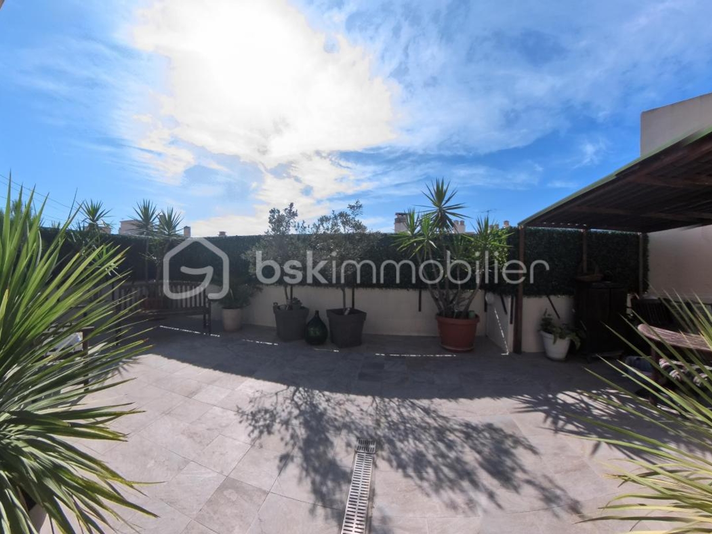 3 pièces + terrasse sud west de 55 m²