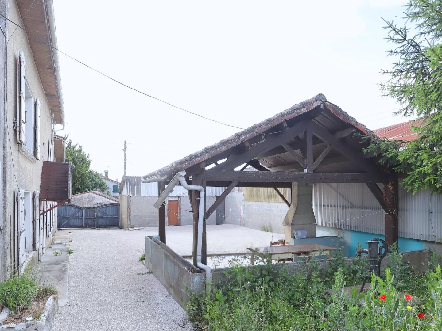 Maison à vendre - 7 pièces - 148m2 - Loubillé (79110)