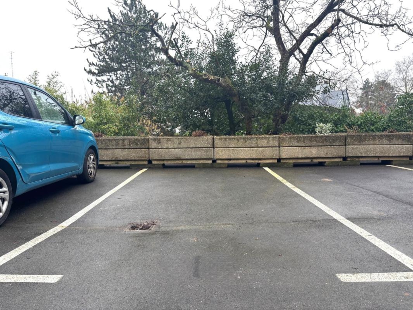 Place de parking dans une résidence sécurisée