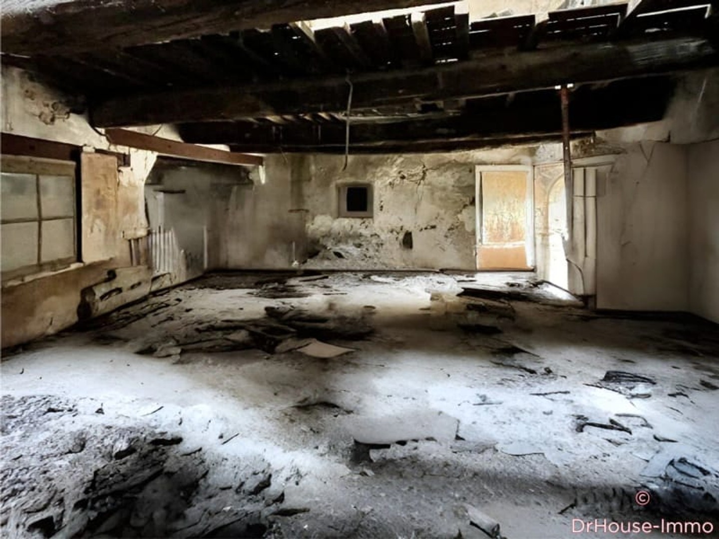 Immeuble à vendre - 80m2 - Bessan (34550)