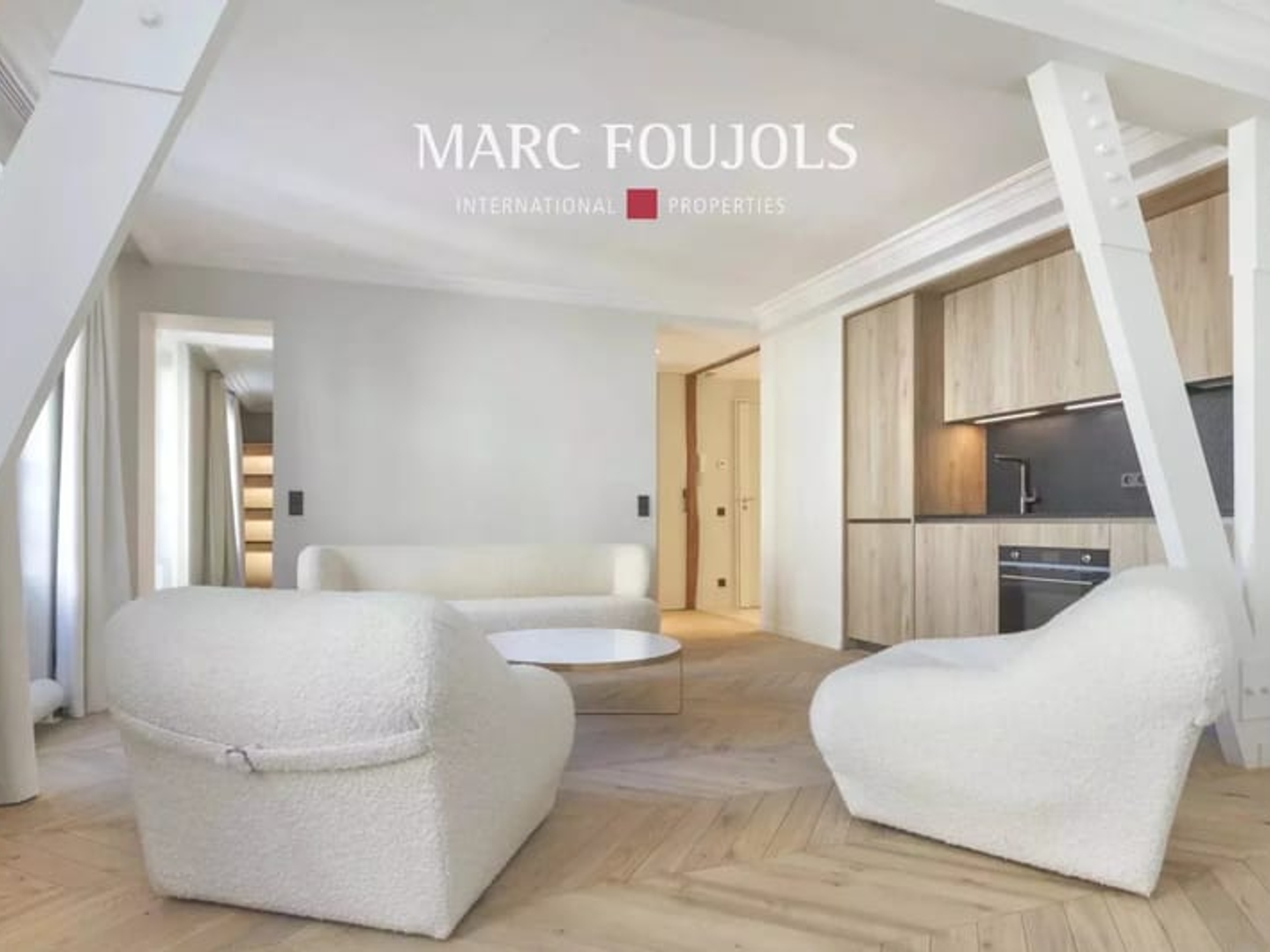 Appartement à vendre - 2 pièces - 62m2 - Paris 16e (75016)