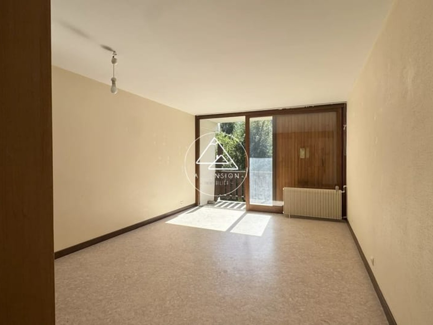 Appartement à rénover de 1 chambre proche du centre de Saint Jean d'Aulps