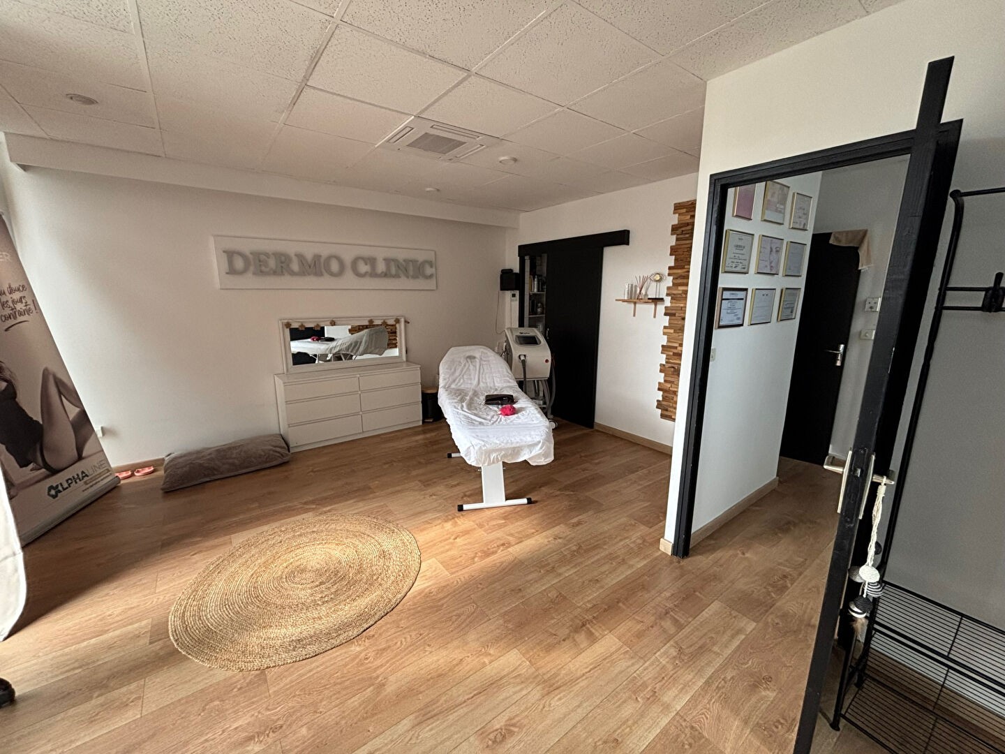 Immeuble commercial 32 m²