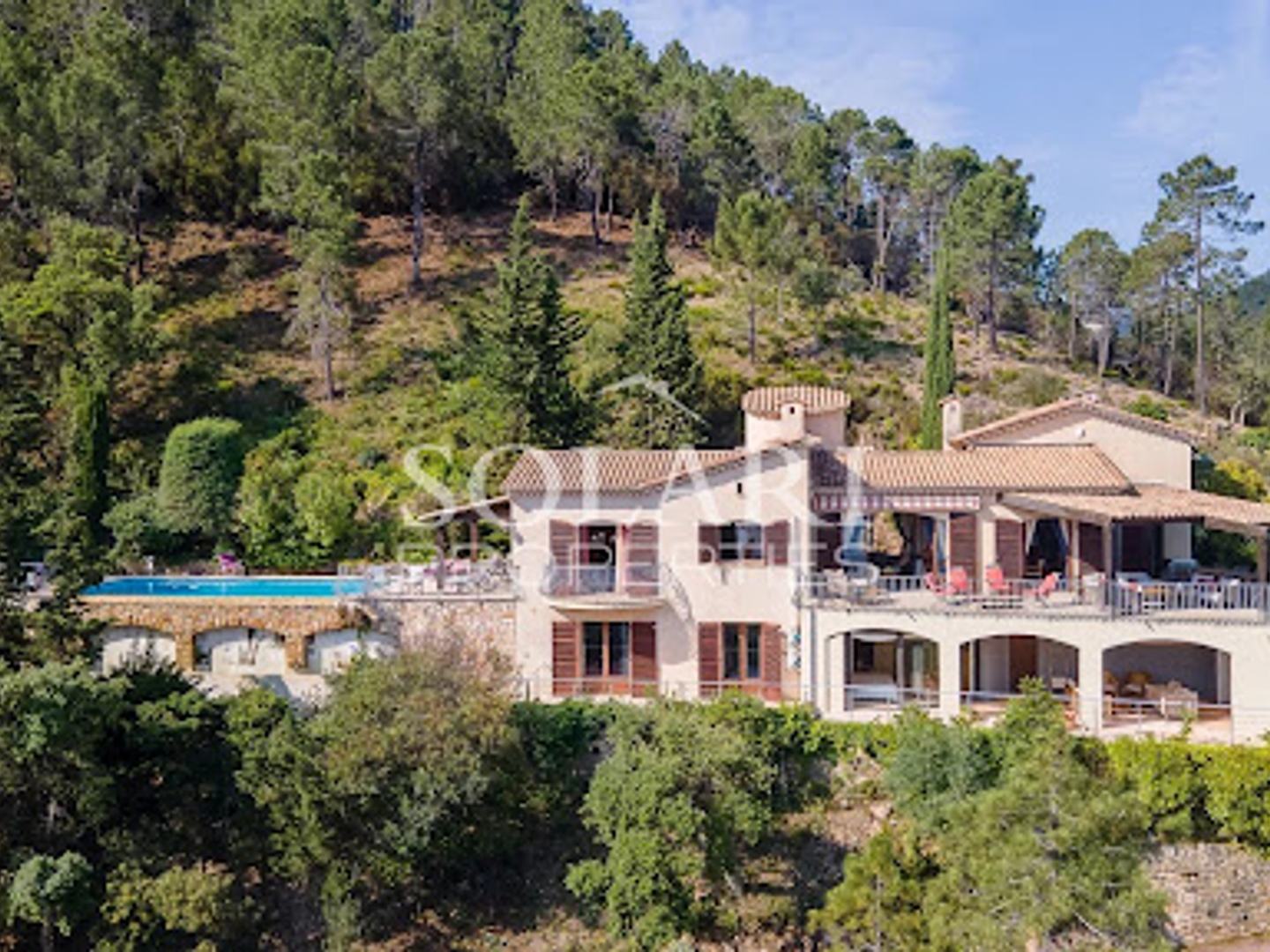 Maison à vendre - 7 pièces - 200m2 - Théoule-Sur-Mer (06590)