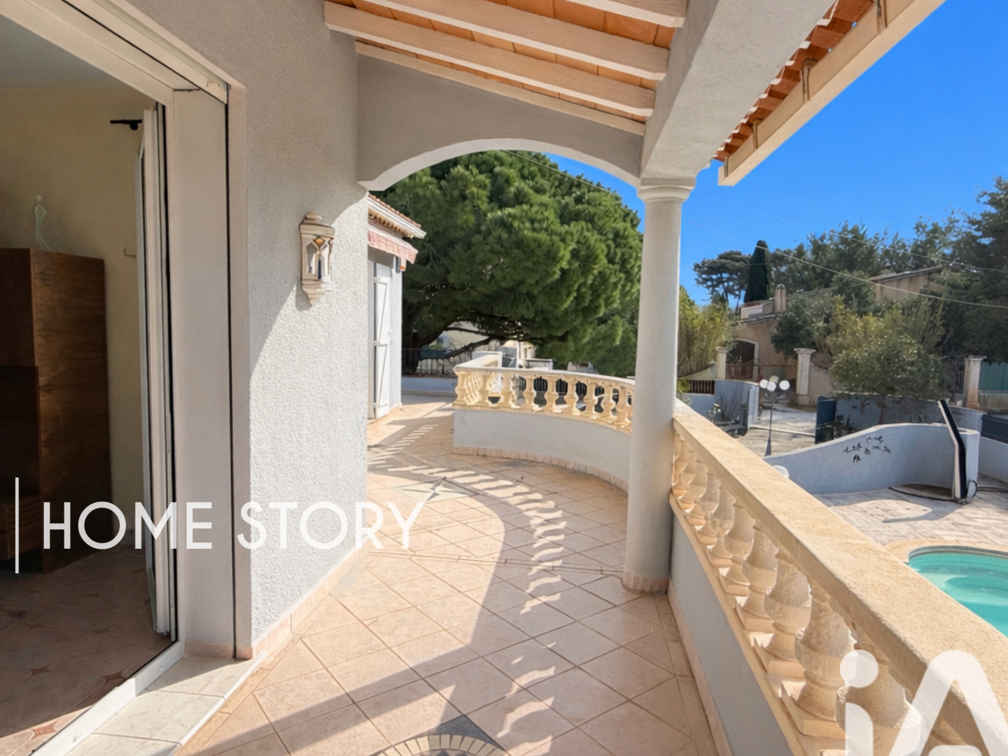 Maison à vendre - 7 pièces - 162m2 - Six-Fours-Les-Plages (83140)