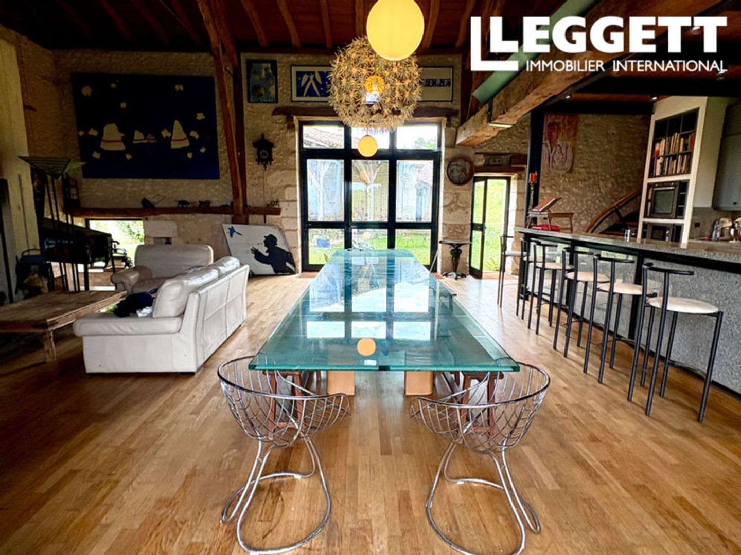 Immeuble à vendre - 660m2 - Vallereuil (24190)