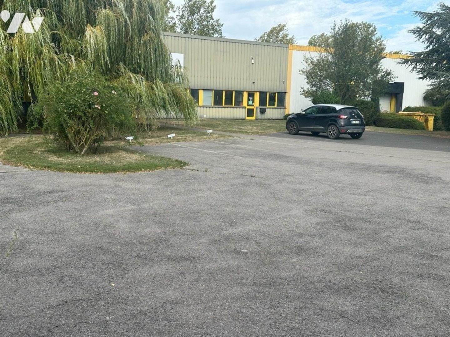 Magasin à vendre - 1500m2 - Bray-Sur-Somme (80340)