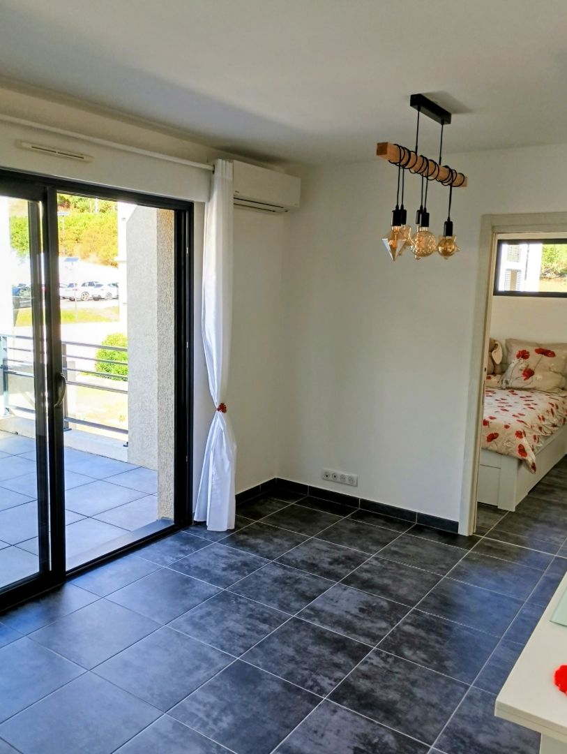 Appartement à vendre - 2 pièces - 28m2 - Ville-Di-Pietrabugno (20200)