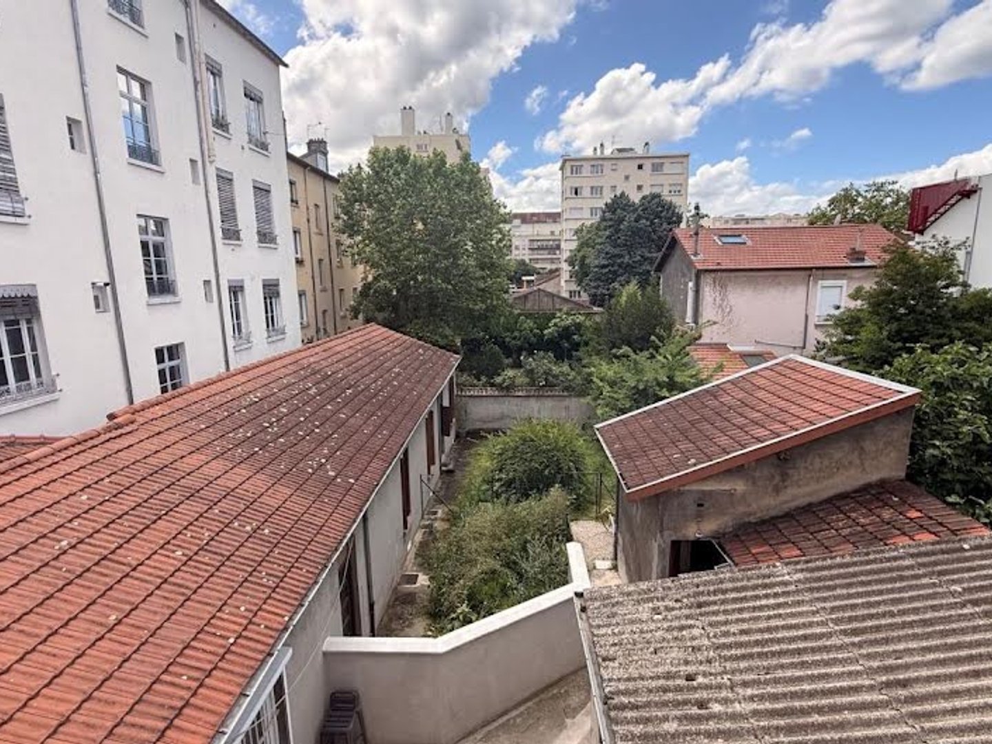 Local 24 m²
