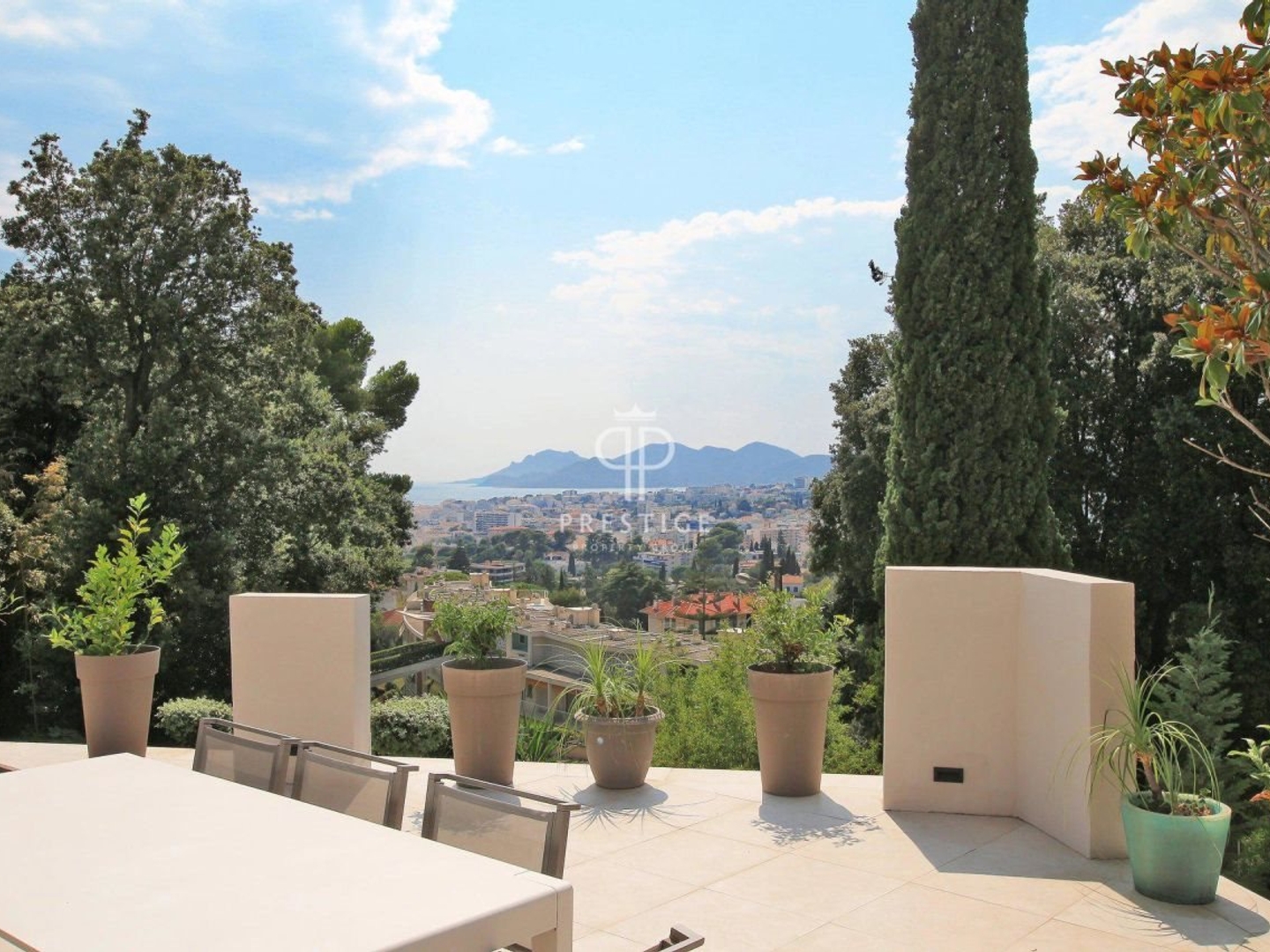 Maison à vendre - 233m2 - Le Cannet (06110)
