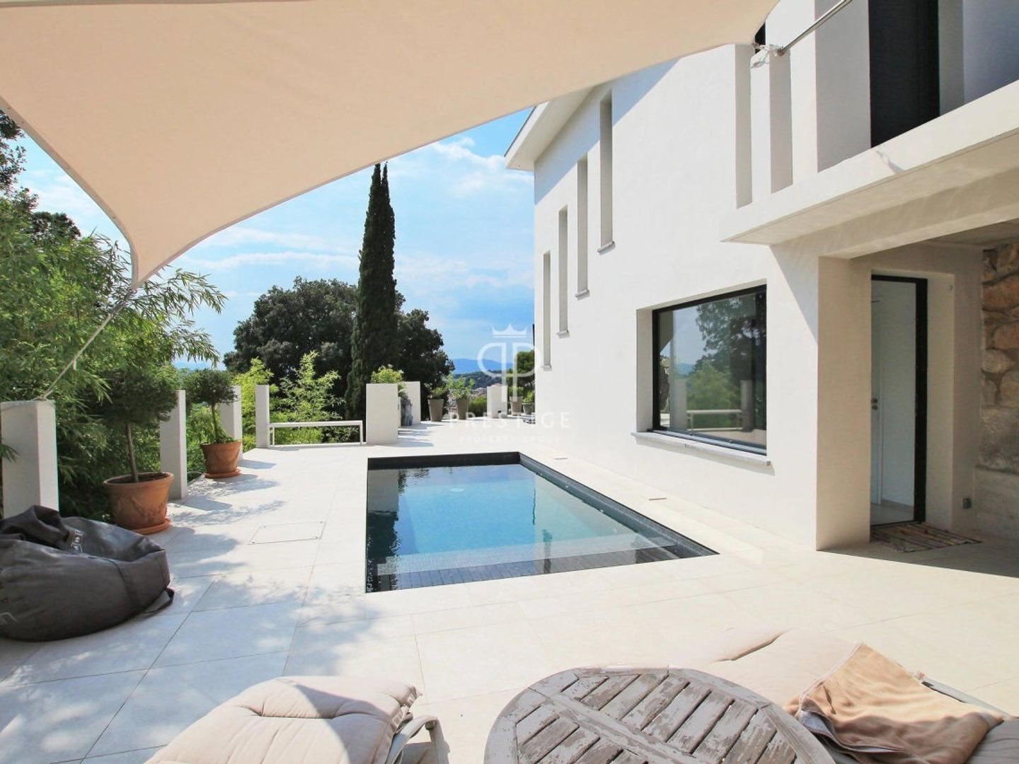 Maison à vendre - 233m2 - Le Cannet (06110)