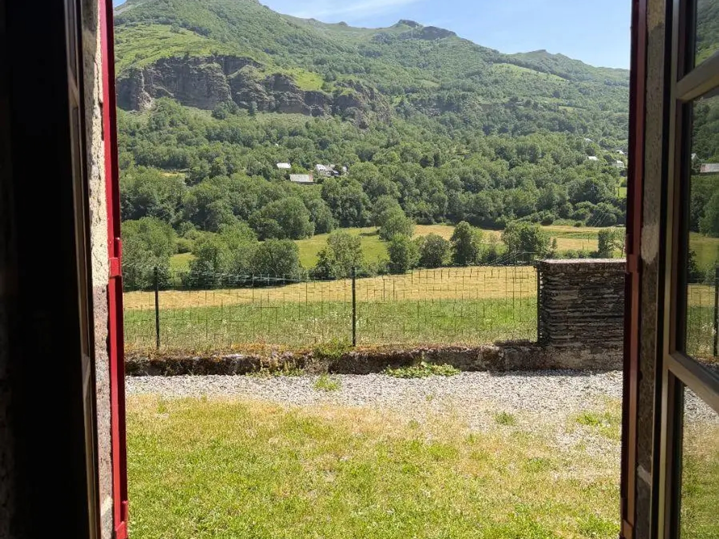 Maison à vendre - 3 pièces - 82m2 - Le Falgoux (15380)