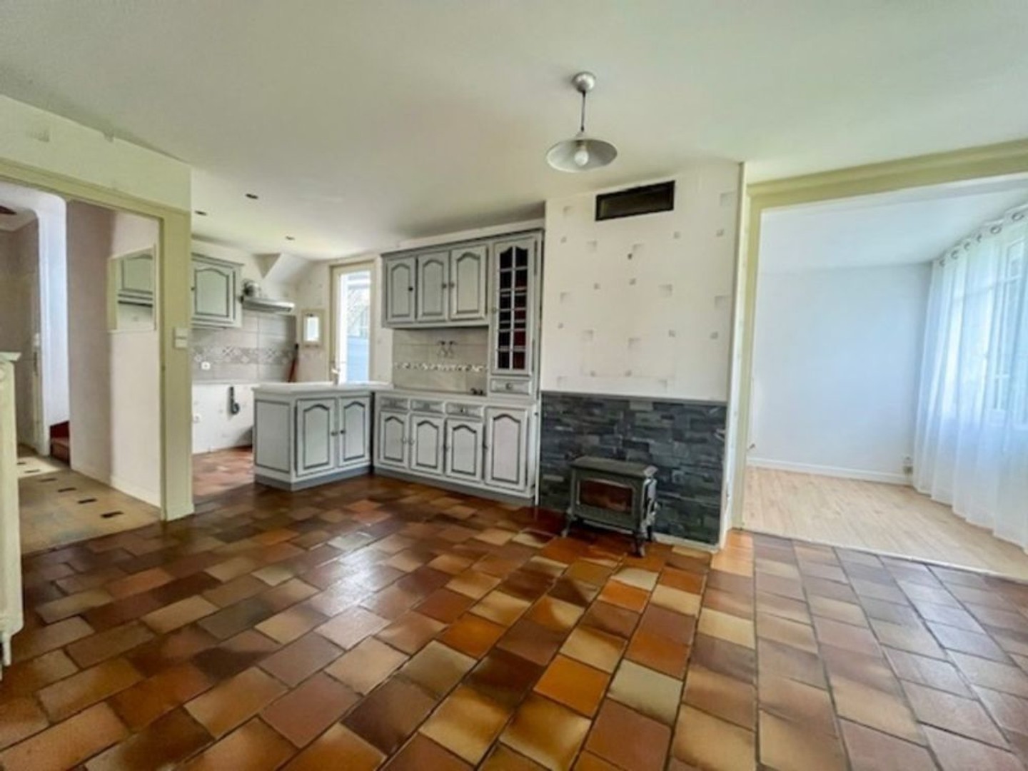 Maison à vendre - 6 pièces - 121m2 - Airvault (79600)