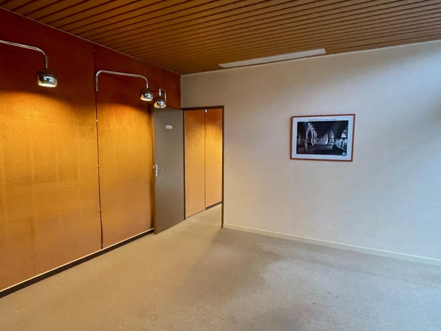Local 129 m²