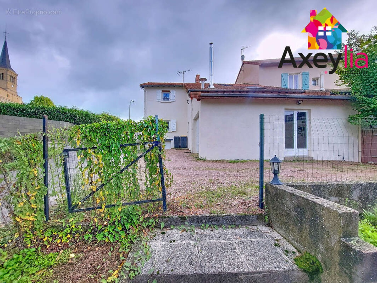 A vendre - noailly - maison, 3 chambres avec terrain