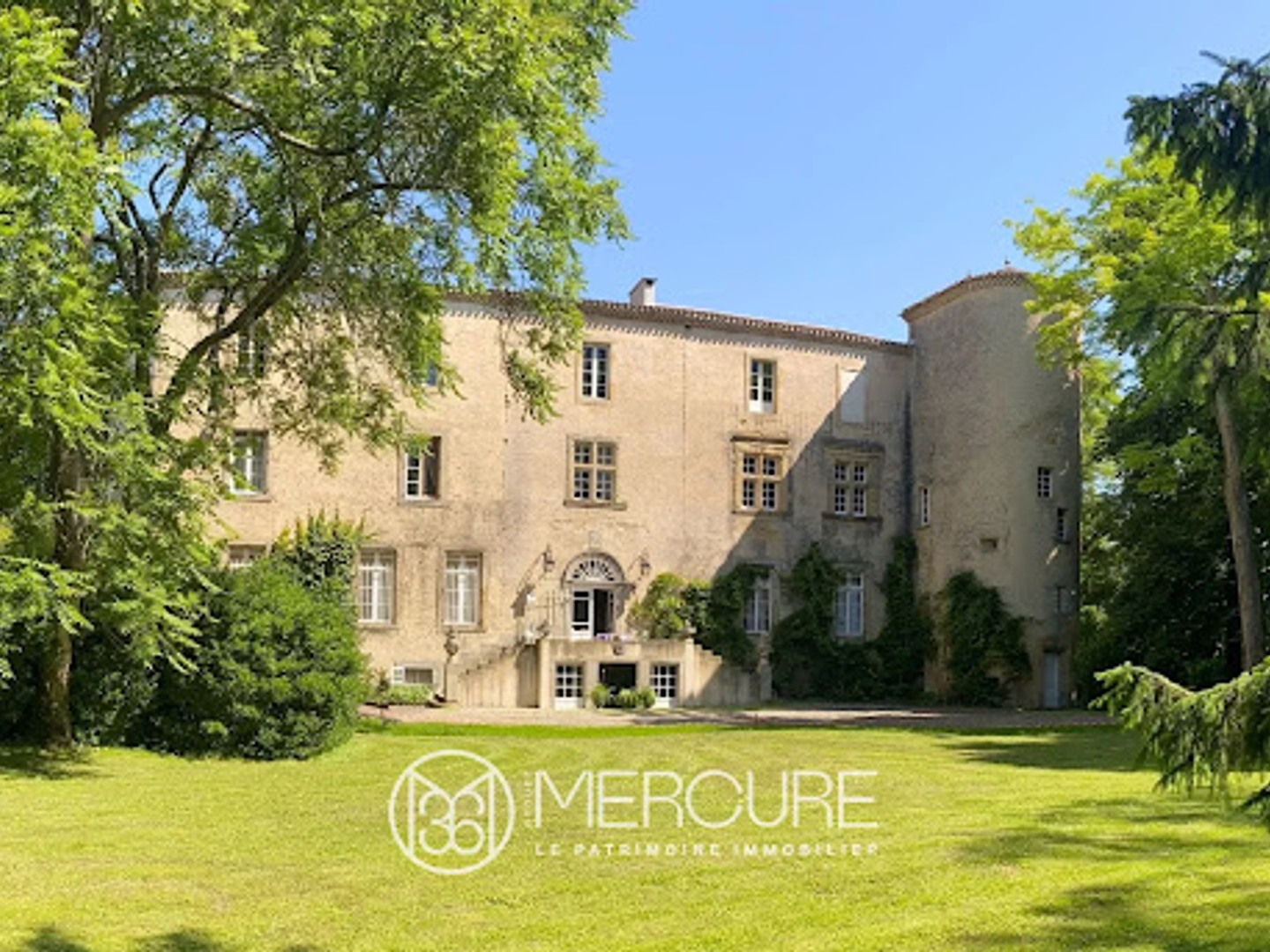 Château 18 pièces 873 m²