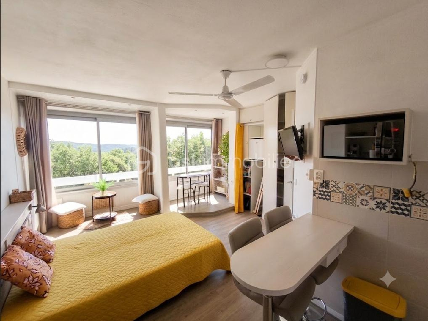 Appartement à vendre - 1 pièce - 22m2 - Gréoux-Les-Bains (04800)