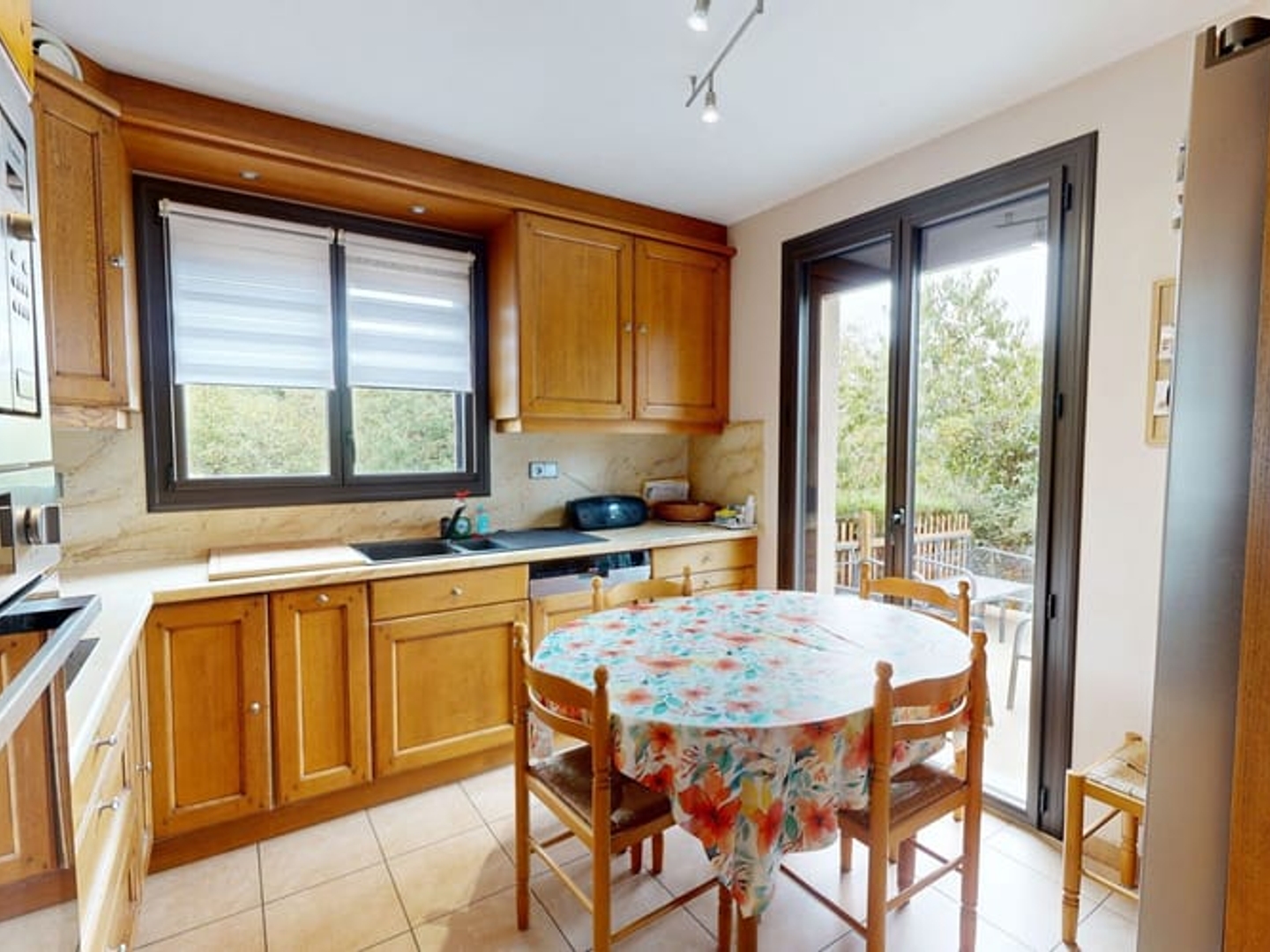 Maison à vendre - 5 pièces - 125m2 - Luc-La-Primaube (12450)