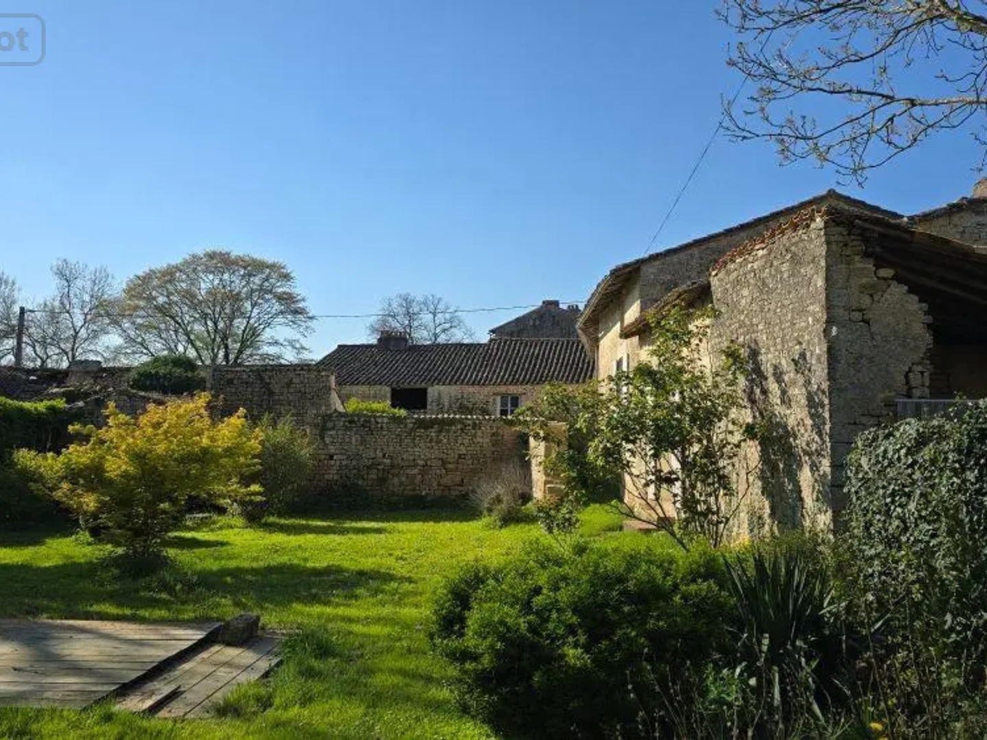 Maison à vendre - 5 pièces - 139m2 - Melle (79500)