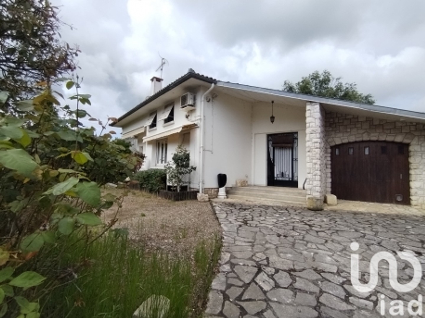 Maison à vendre - 8 pièces - 300m2 - Vic-Fezensac (32190)