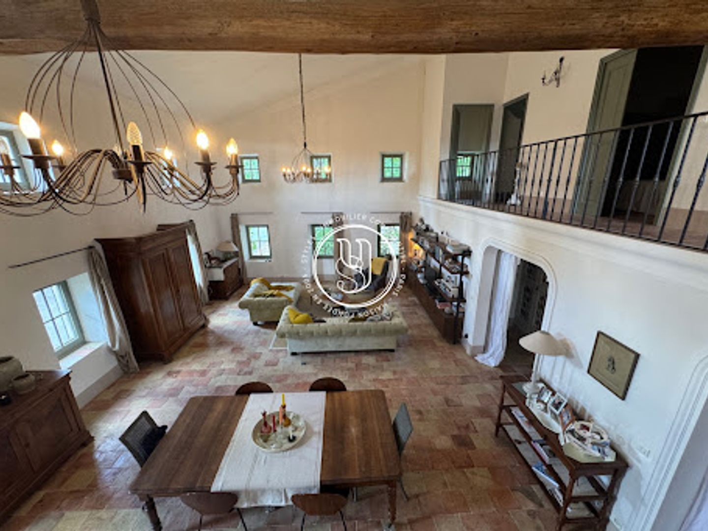Maison à vendre - 342m2 - Sommières (30250)