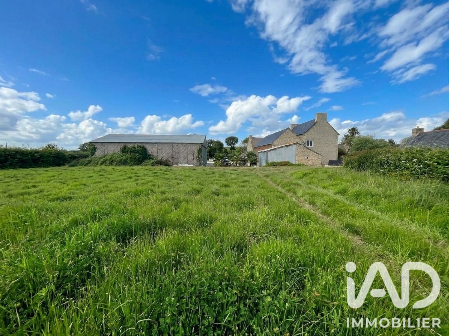 Maison à vendre - 6 pièces - 191m2 - Plélan-Le-Petit (22980)