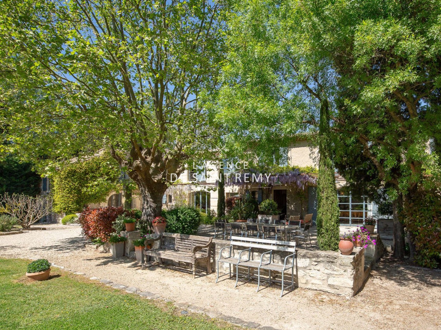 Maison à vendre - 300m2 - Saint-Rémy-De-Pro... (13210)