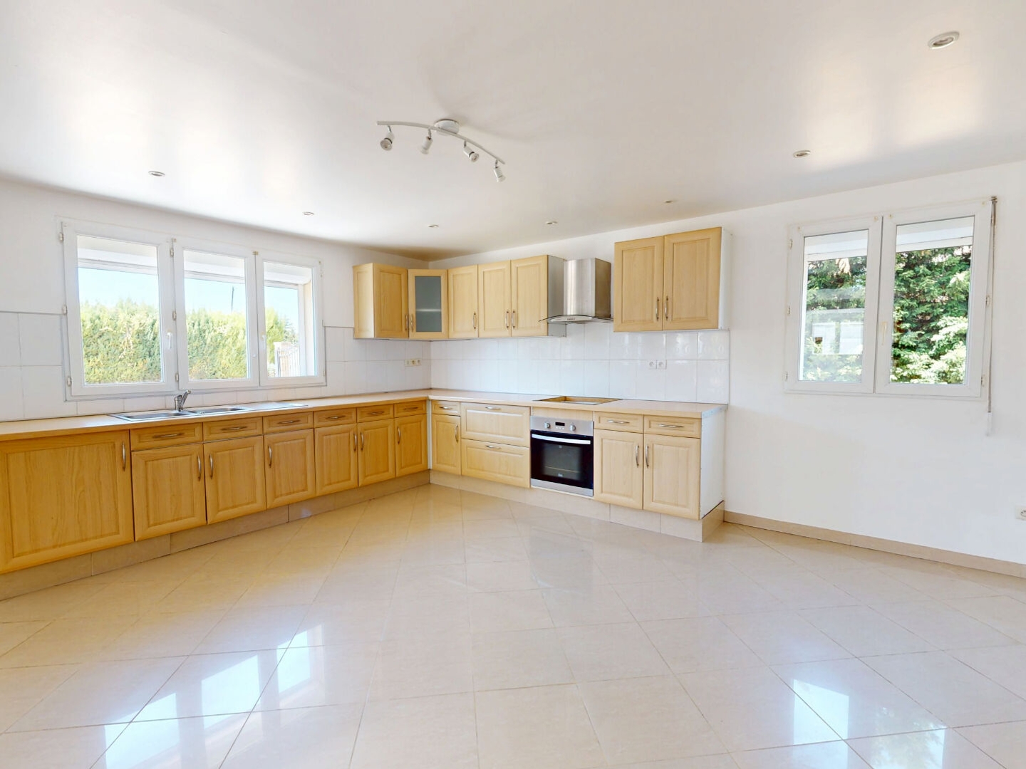 Maison à vendre - 8 pièces - 256m2 - Brienne-Sur-Aisne (08190)