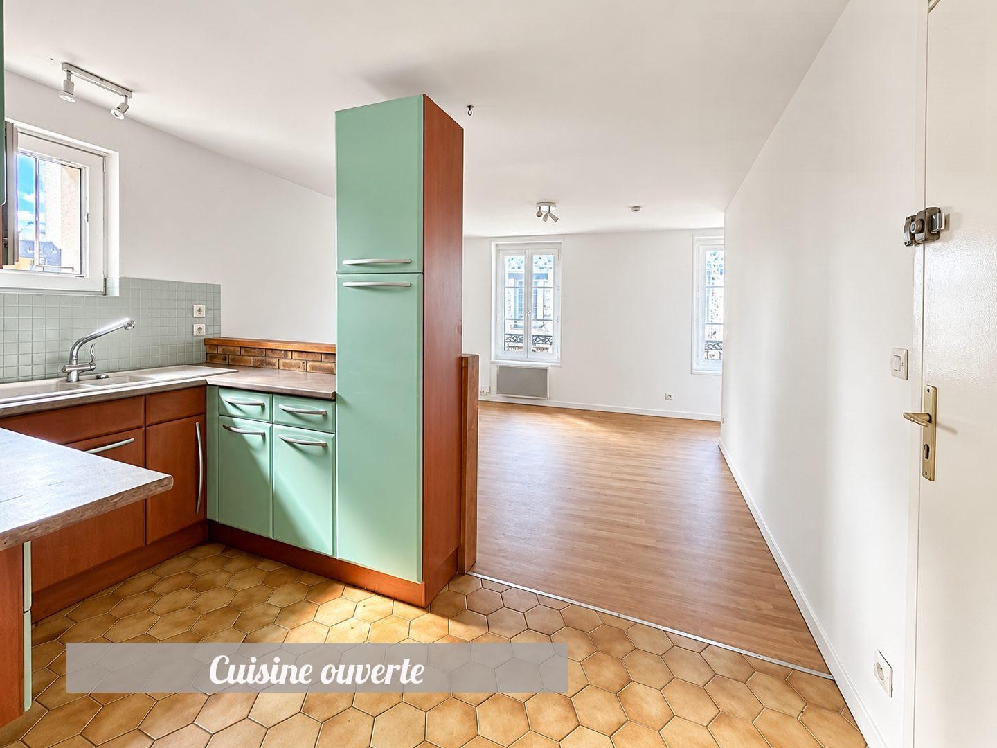 Appartement à vendre - 2 pièces - 34m2 - Roissy-En-France (95700)