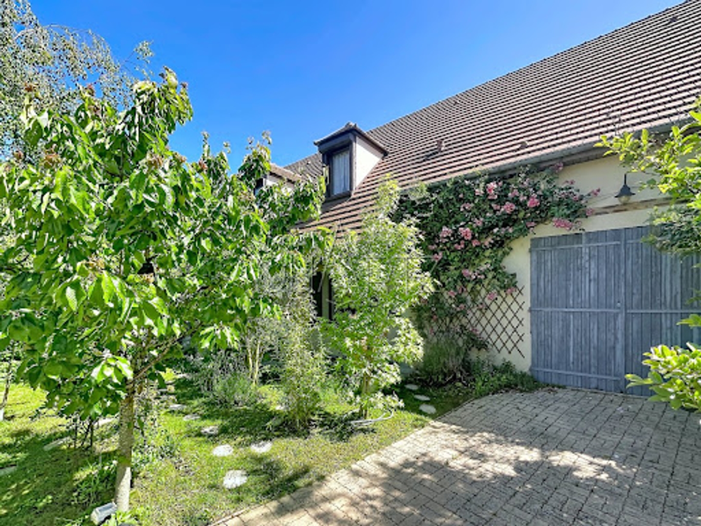 Maison 7 pièces 203 m²