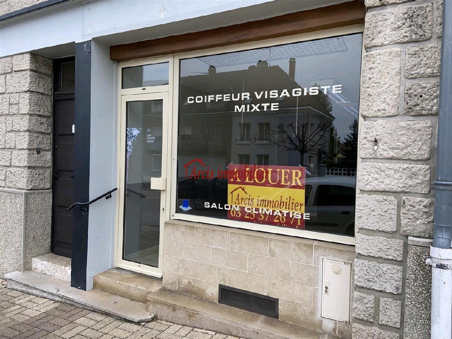Commerce 3 pièces 57 m²