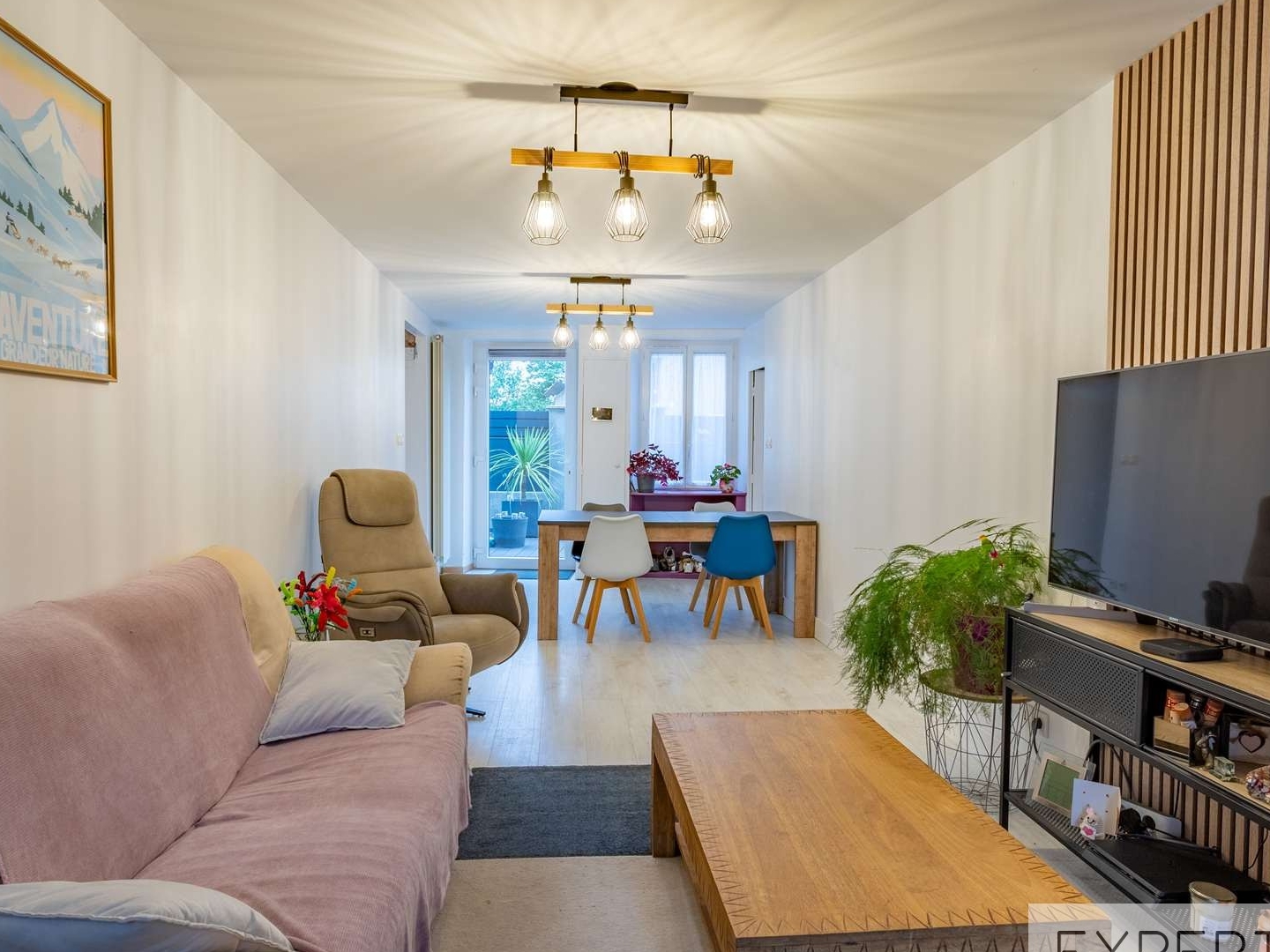 MAISON FAMILIALE 134 m² - 5 CHAMBRES - GRANGE- DEPENDANCES